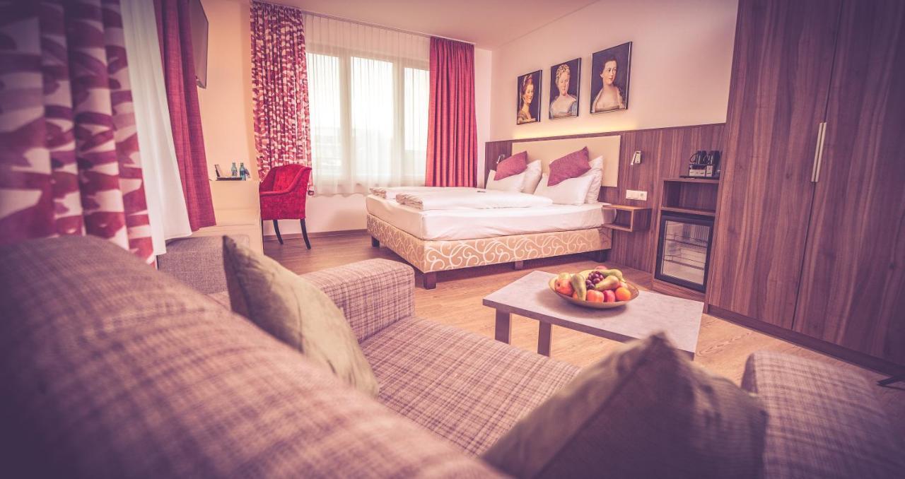 Huerner Hotel 2*